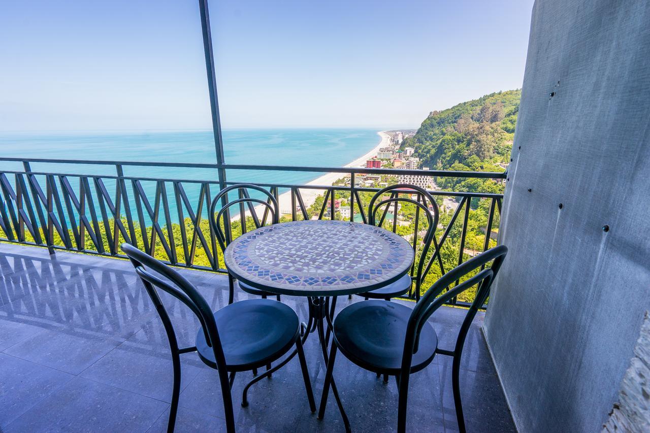 Aniva The Hotel Μπατούμι Εξωτερικό φωτογραφία