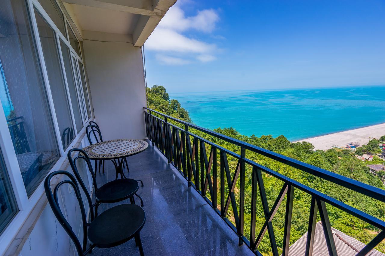 Aniva The Hotel Μπατούμι Εξωτερικό φωτογραφία