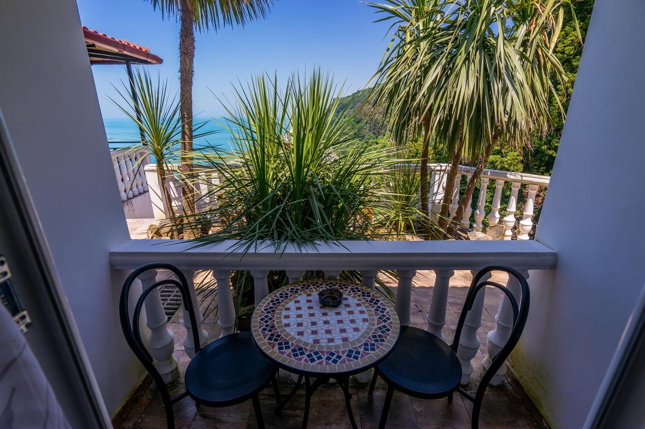 Aniva The Hotel Μπατούμι Εξωτερικό φωτογραφία