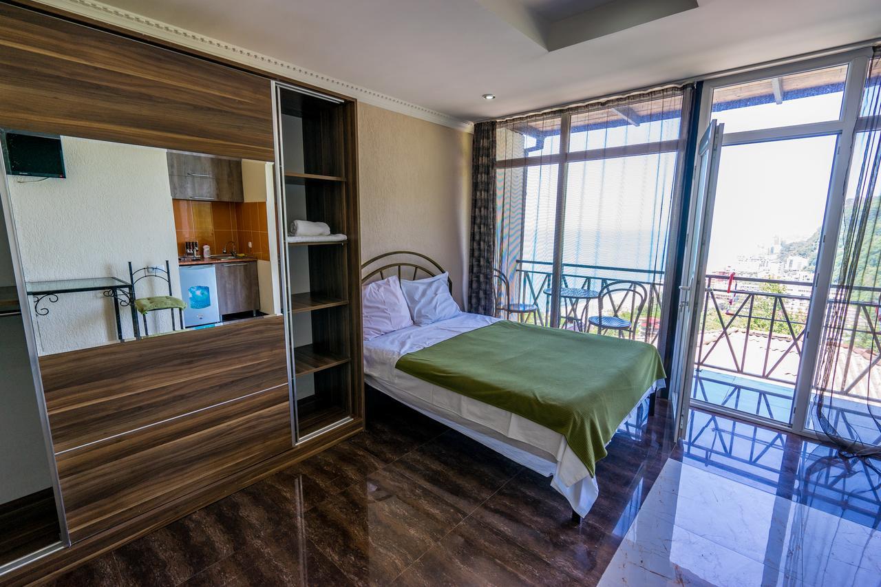 Aniva The Hotel Μπατούμι Εξωτερικό φωτογραφία