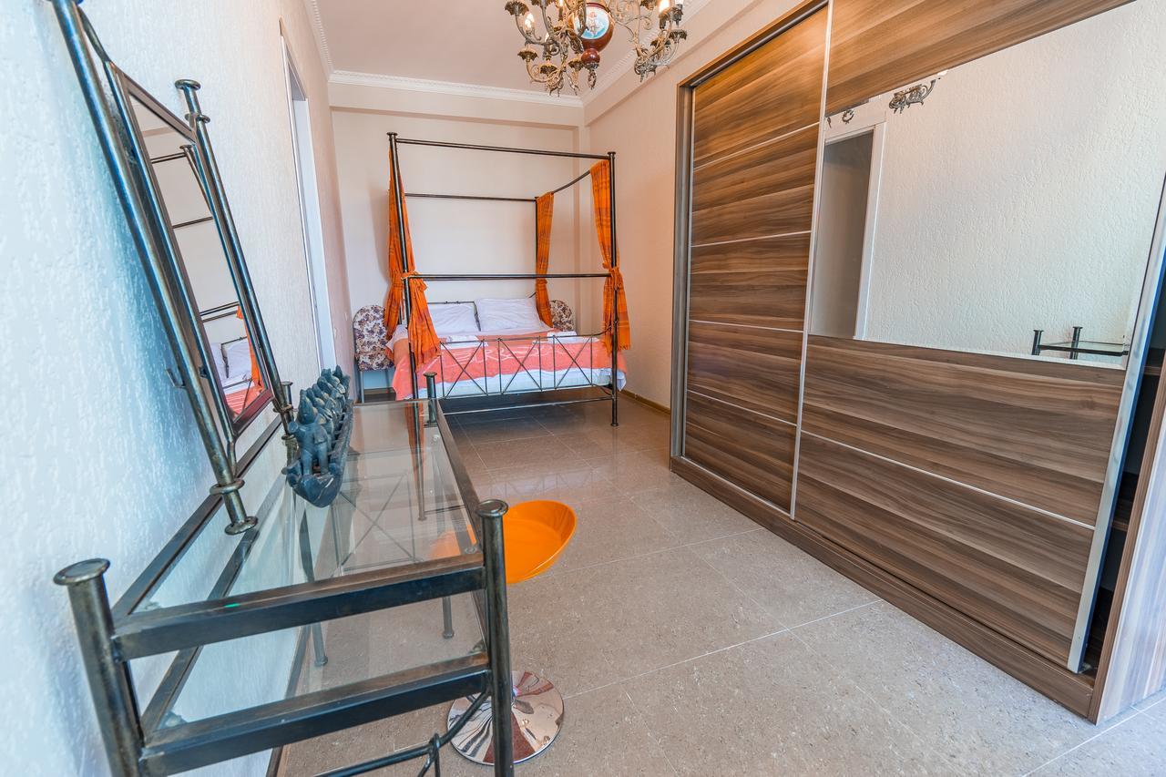 Aniva The Hotel Μπατούμι Εξωτερικό φωτογραφία