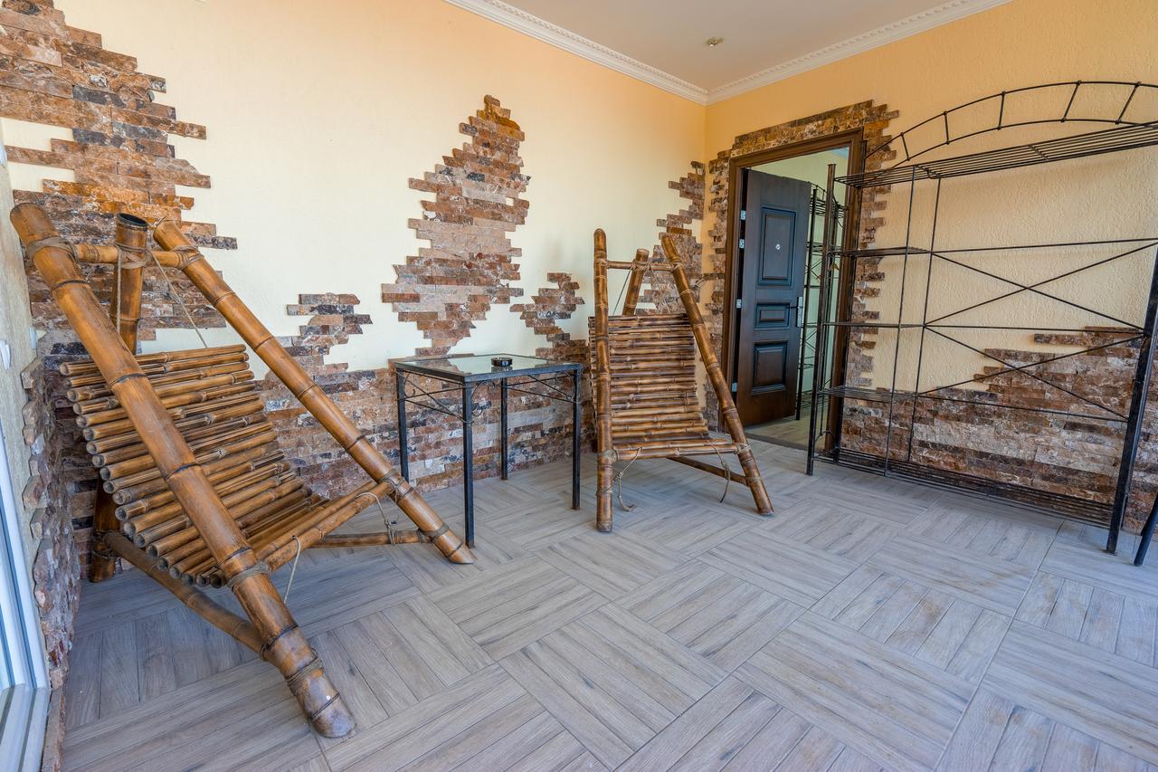 Aniva The Hotel Μπατούμι Εξωτερικό φωτογραφία