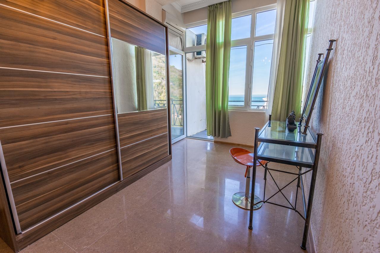 Aniva The Hotel Μπατούμι Εξωτερικό φωτογραφία