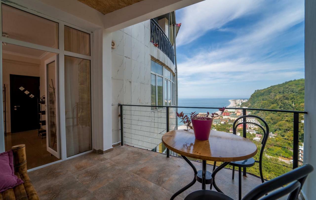Aniva The Hotel Μπατούμι Εξωτερικό φωτογραφία